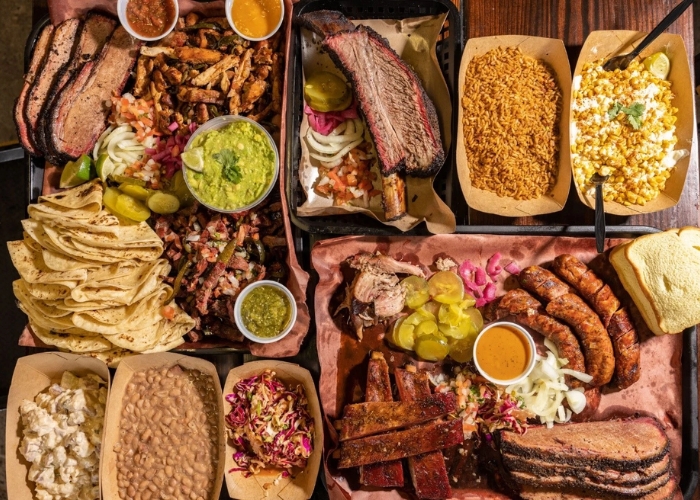 Ẩm thực mỹ khá đặc biệt vì khẩu phần ăn khá lớn. Ảnh: Fosco