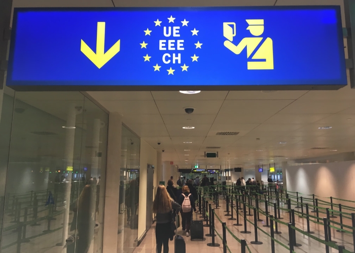Quá cảnh ở Mỹ không cần visa khi bạn không rời sân bay. Ảnh: The Independent