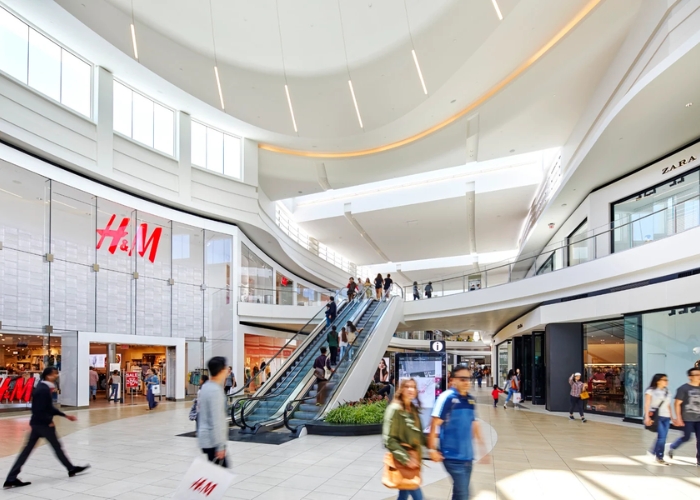 Del Amo Fashion Center là một trong những trung tâm mua sắm ở Mỹ. Ảnh: Discover Torrance