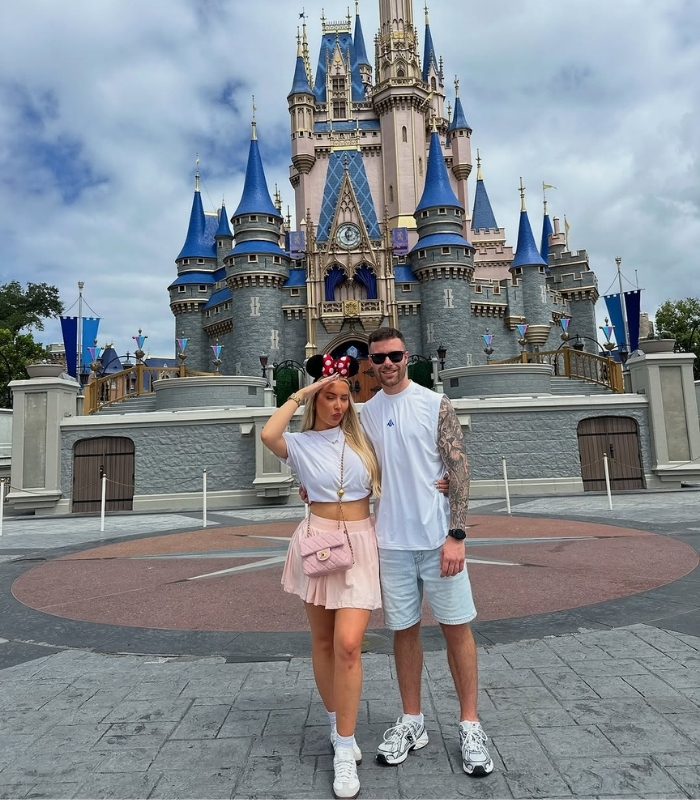 Giá vé Công viên Disney World mới nhất. Ảnh: ashleyxalana_