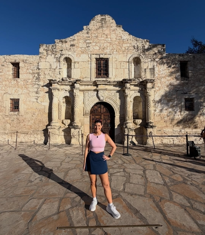 The Alamo là một trong những di tích lịch sử quan trọng nhất tại Texas. Ảnh: chikageweather