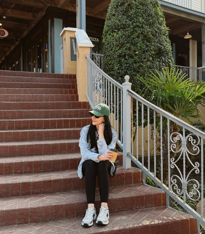 Chuẩn bị trước khi đi du lịch. Ảnh: allakh_ugc