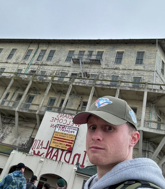 Alcatraz được xây dựng như một pháo đài quân sự. Ảnh: thomasjturner