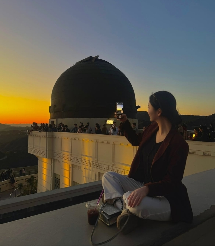 Quan sát bầu trời qua kính thiên văn Zeiss. Ảnh: arc_en_ciel._