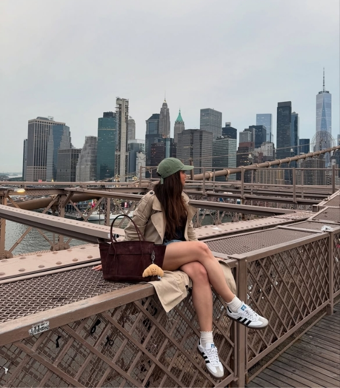 Cầu Brooklyn nằm tại thành phố New York. Ảnh: heyitshriyaa