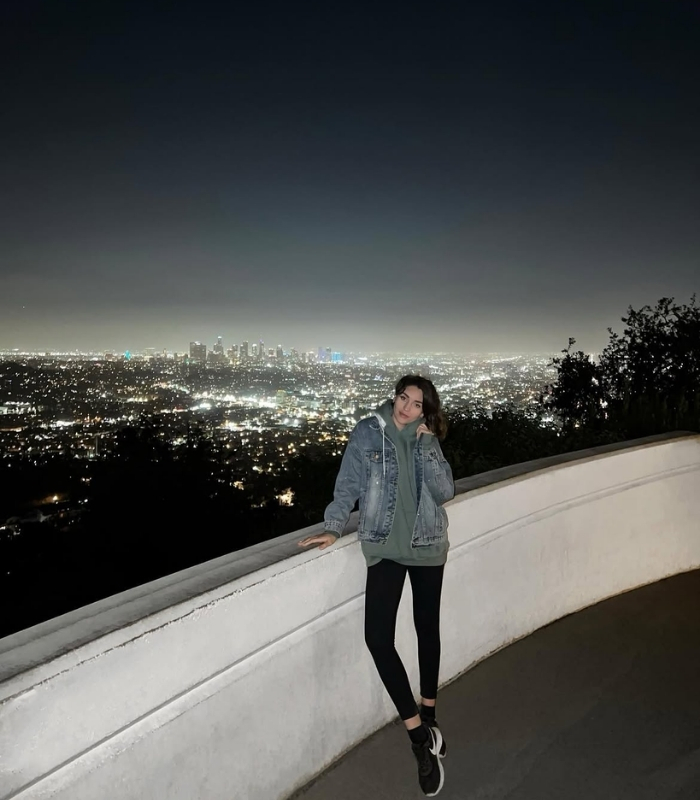 Quan sát bầu trời tại Griffith Observatory. Ảnh: maggie__la