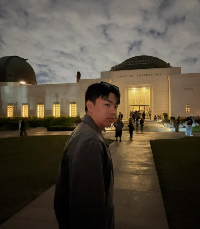 Tham quan Griffith Observatory:. Ảnh: j_xxin_