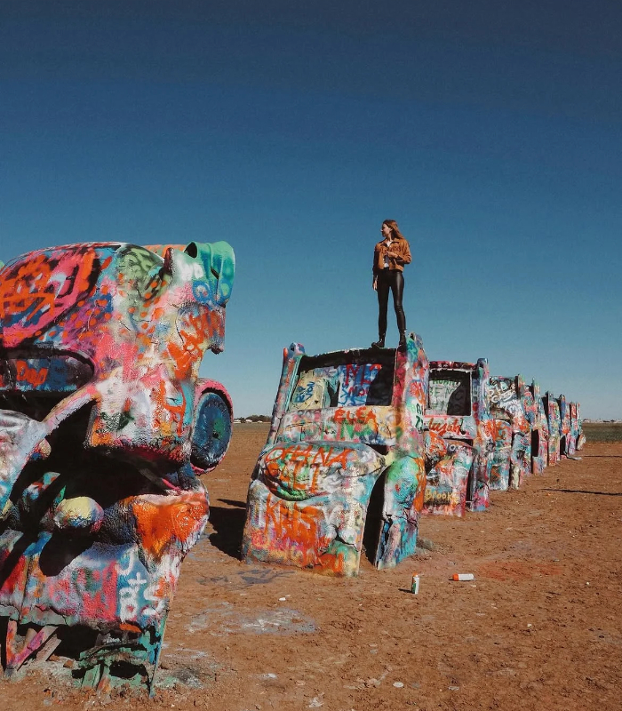Amarillo và Cadillac Ranch. Ảnh: maria_ponom