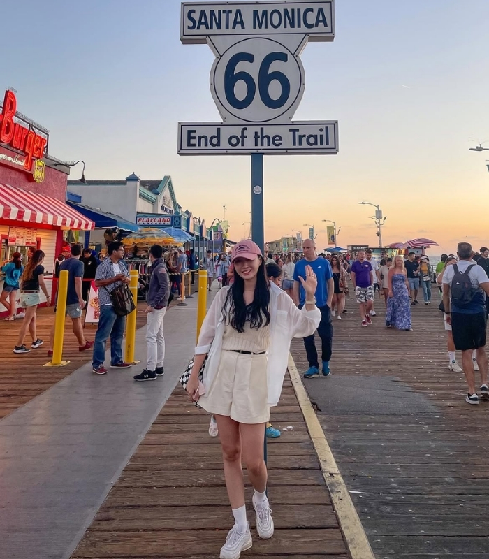 Santa Monica Pier. Ảnh: x__inny