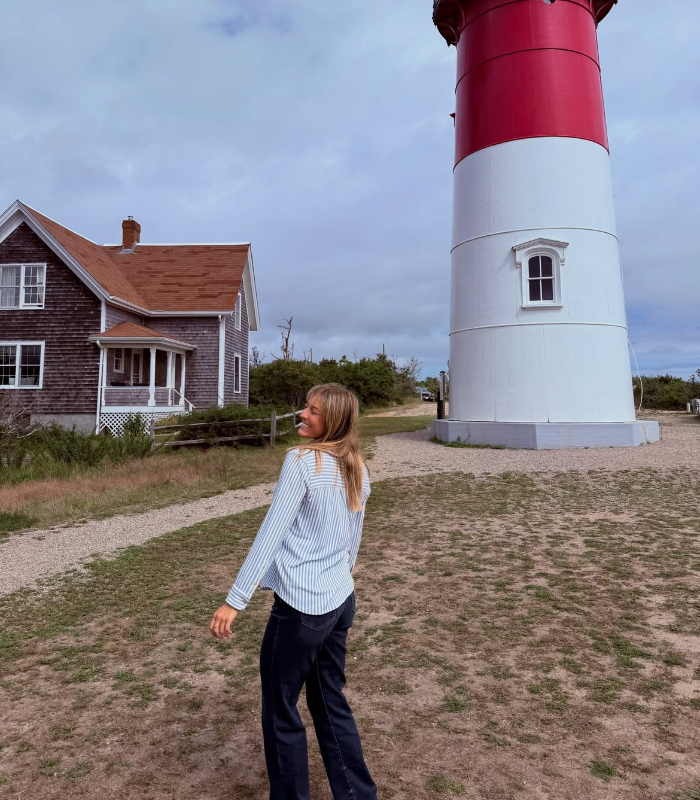 Nauset Lighthouse. Ảnh: abi_loose15