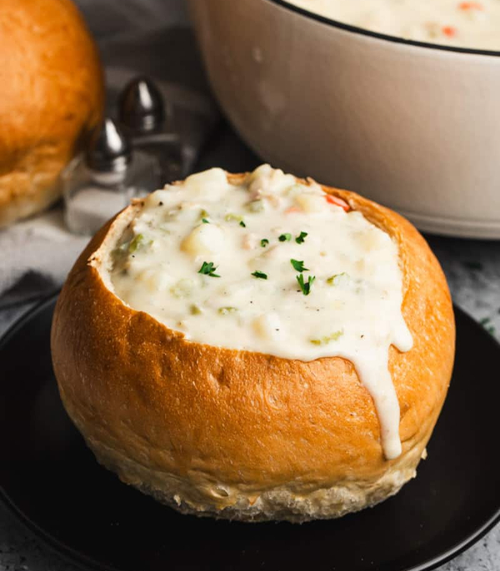Clam Chowder súp nghêu kiểu New England. Ảnh: Tastes