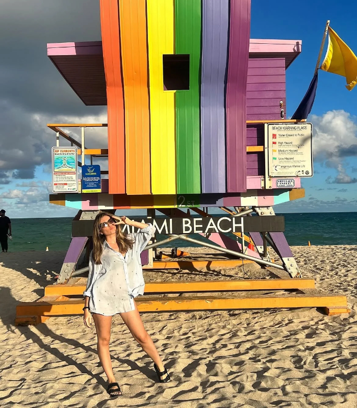 Tắm biển và thư giãn tại Miami Beach. Ảnh: iamrobertavecchi